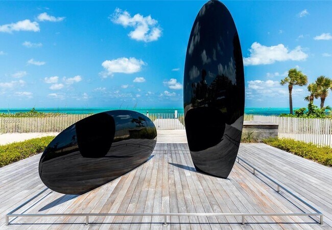 Building Photo - 360 Ocean Dr