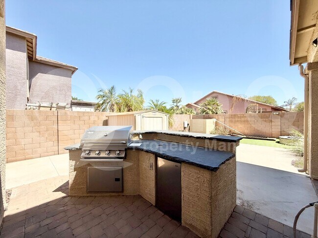 Building Photo - 14509 W Jenan Dr