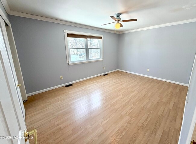 Building Photo - 70 Village Dr