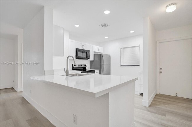 Building Photo - 3633 NW 94th Ave