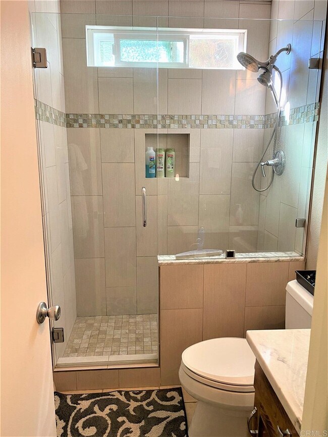 Building Photo - 4524 Royal Oak Dr