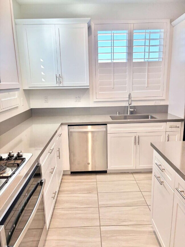 Building Photo - 4 Bedrooms in University Park Available For Rent in January 2026