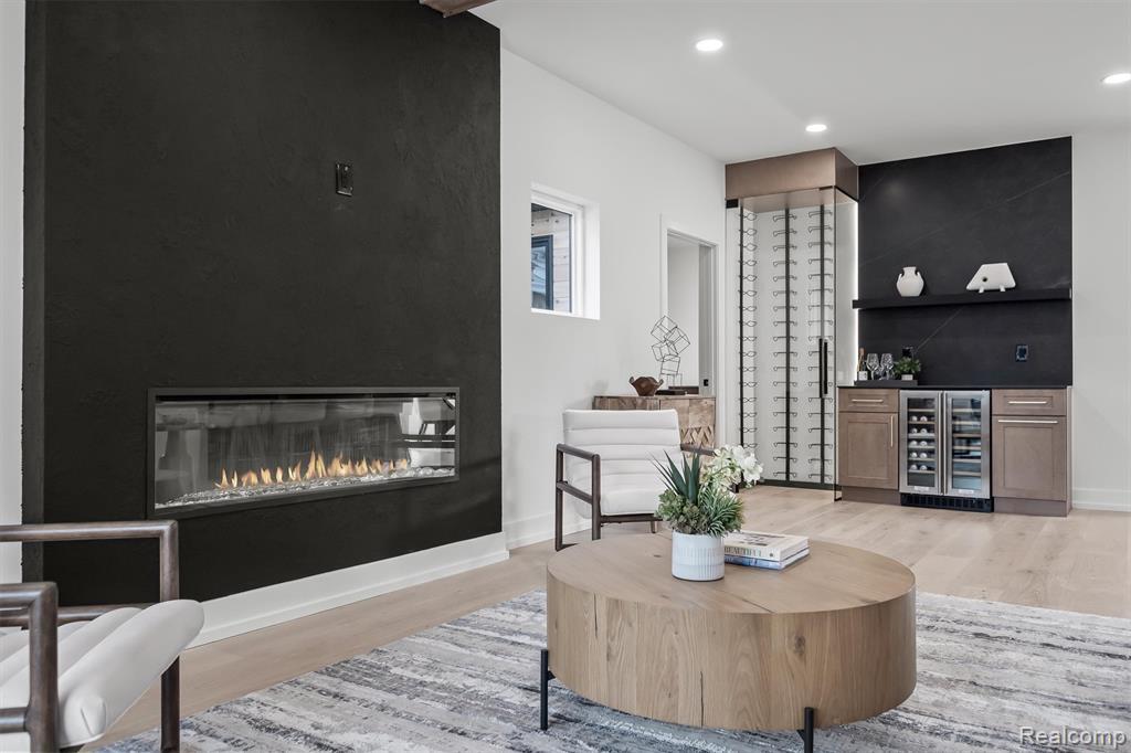 Building Photo - 125 N Washington Ave