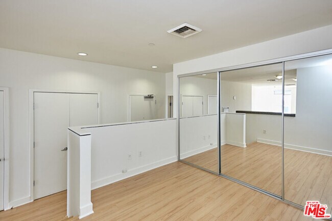 Building Photo - 3810 Wilshire Blvd