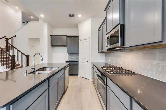 Building Photo - 3900 Falcon Fld