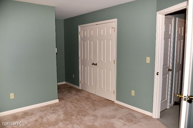 Building Photo - 2 br, 2.5 bath House - 658 Mallard Dr