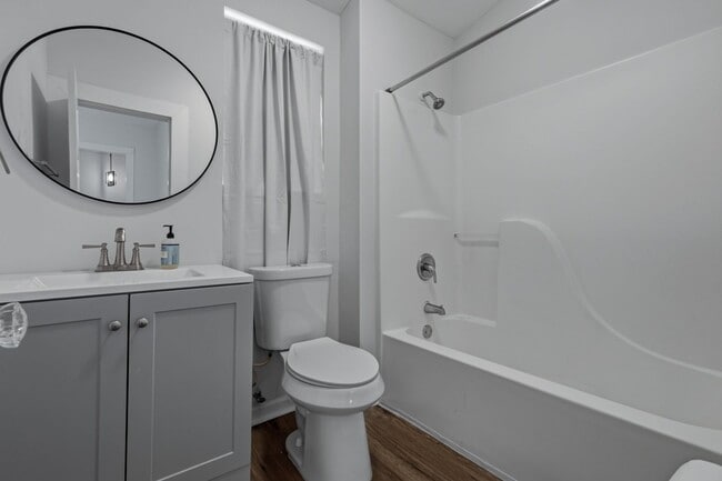 Building Photo - Historic Charm. Modern Updates. Prime Location.