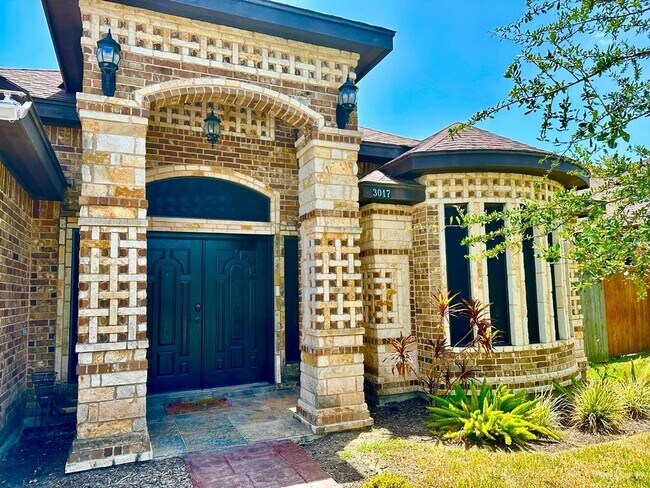 Building Photo - 20 Colorado Ave