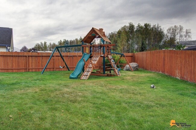 Building Photo - Exquisite Powder Ridge Home!