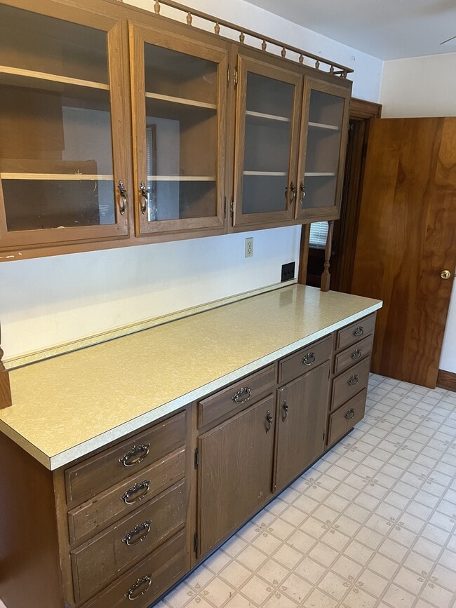 Building Photo - 754 Campbells Creek Dr