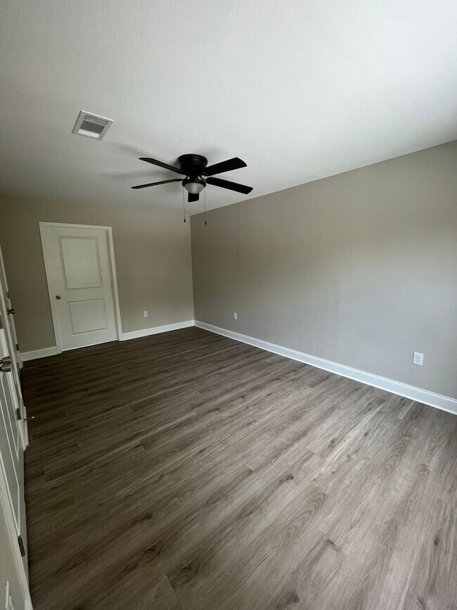 Building Photo - 815/817 Ellis St