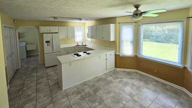 Building Photo - 5412 Beretta Way