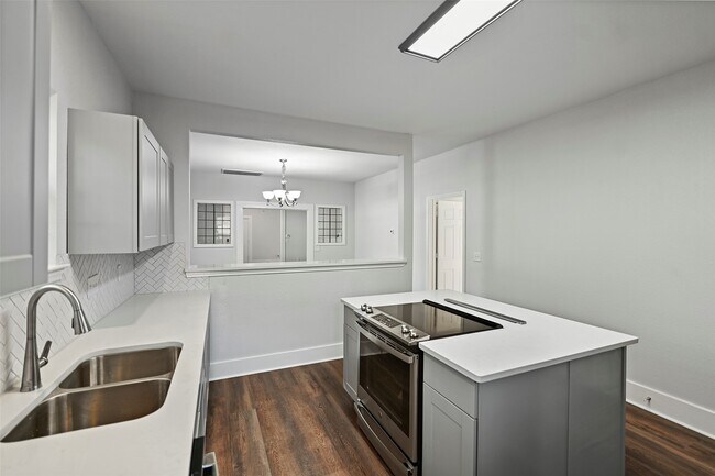 Building Photo - 17507 Wild Oak Dr