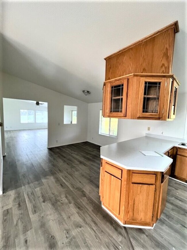 Building Photo - 3 Bedroom 2 Bath MF Home Carlton OR