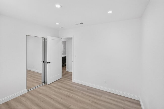 Building Photo - NEWLY RENOVATED SINGLE-STORY HOME LOCATED IN LAS VEGAS