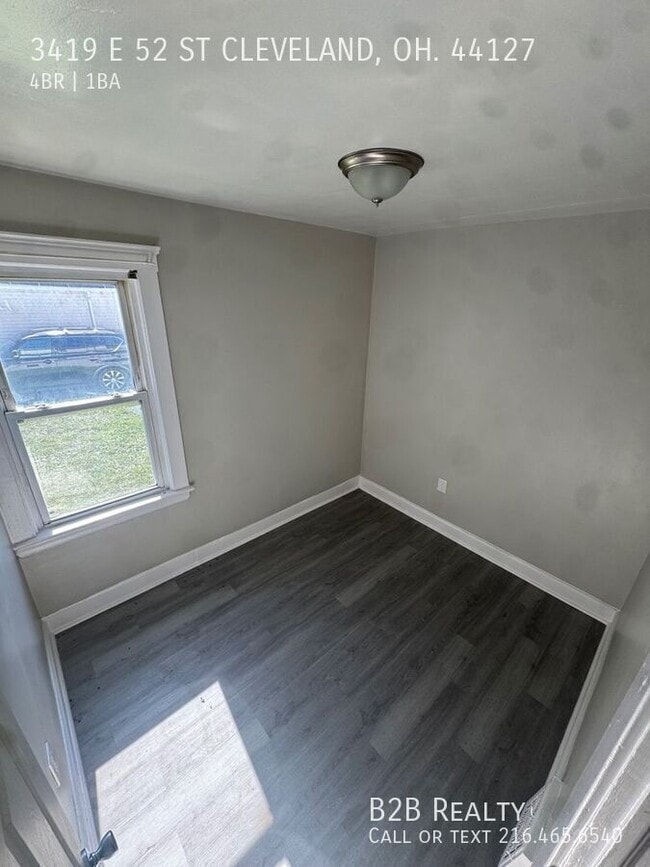 Building Photo - 3419 E 52nd St