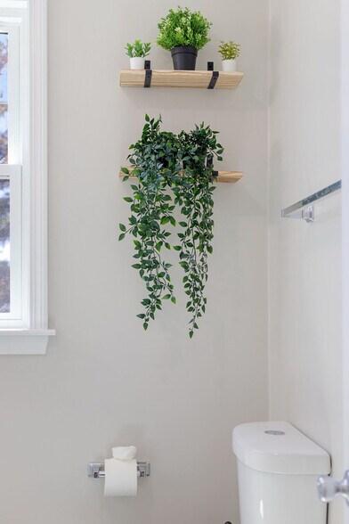 Building Photo - 12 Hubbardston Rd