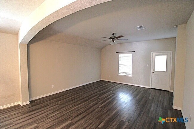 Building Photo - 134 Minnie J Lp