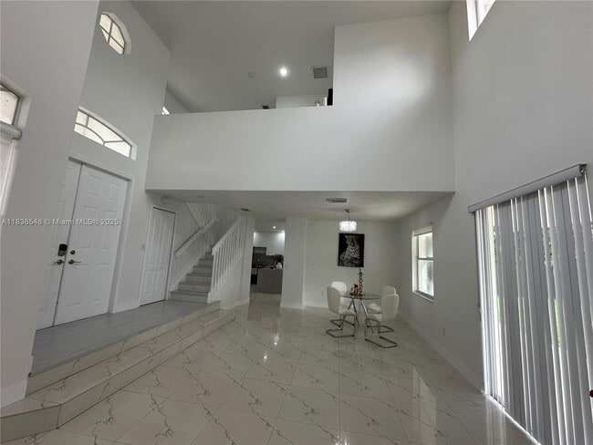 Building Photo - 16650 SW 61st Ln