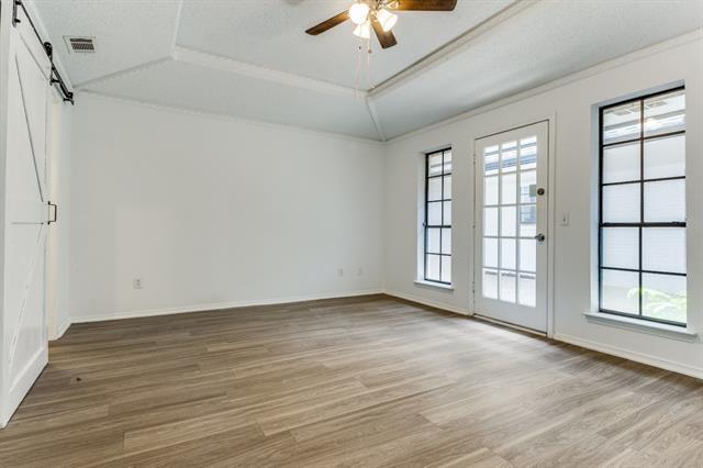 Building Photo - 3840 Silverstone Dr
