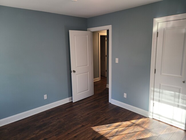 Building Photo - 3 bedroom, 2 bath home - Burgaw