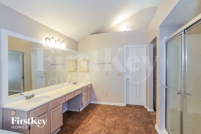 Building Photo - 5719 Forest Trails Dr