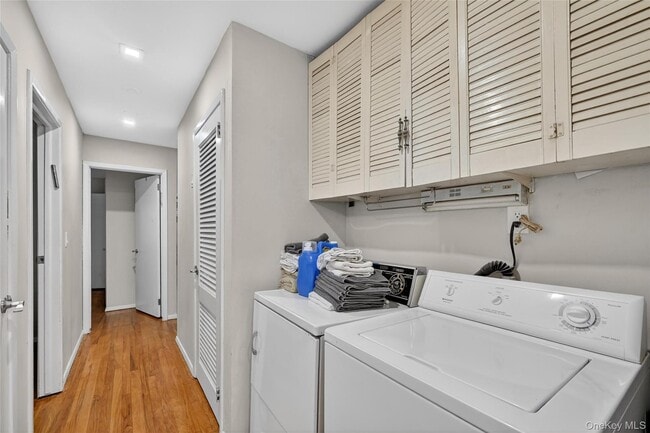 Building Photo - 28 Edward Ave