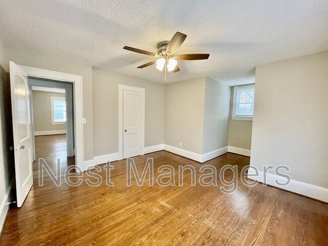 Building Photo - 1312 Summitt Ave