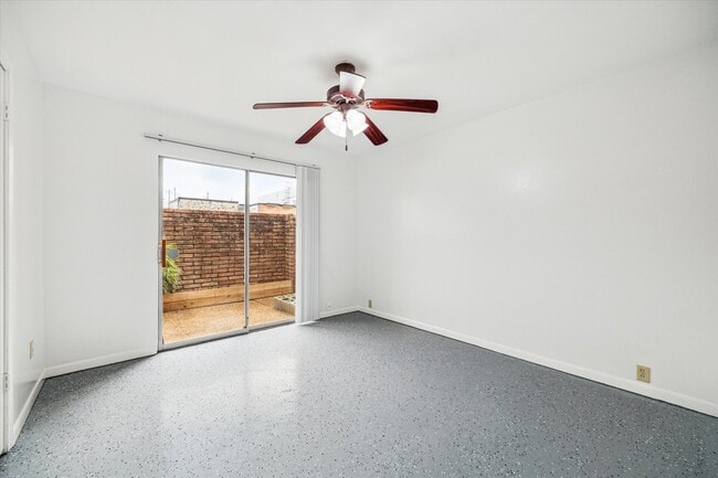 Building Photo - 3258 W Main St