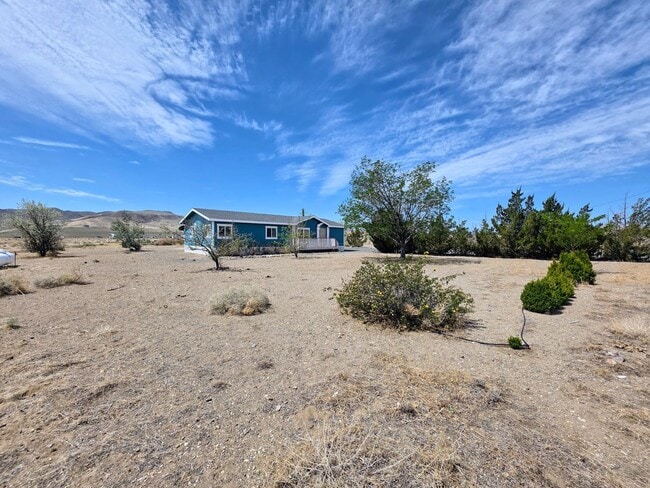 Building Photo - Charming 3 Bedroom Home on Large 5 Acre Pr...