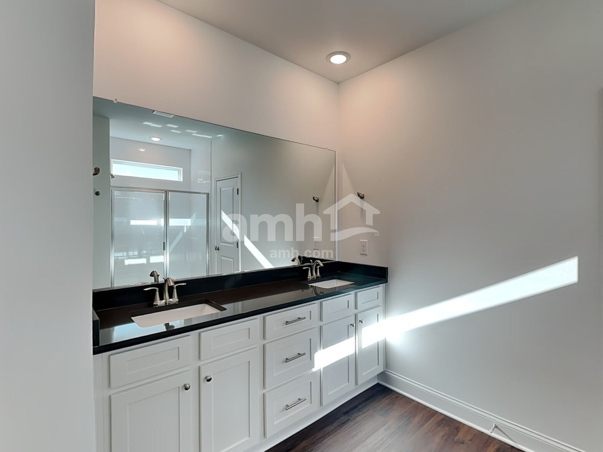 Building Photo - 131 Spruce Cir