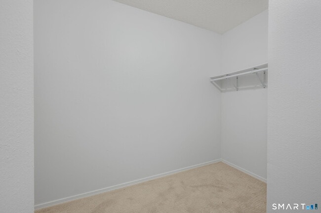 Building Photo - 55 Leafwood Ln