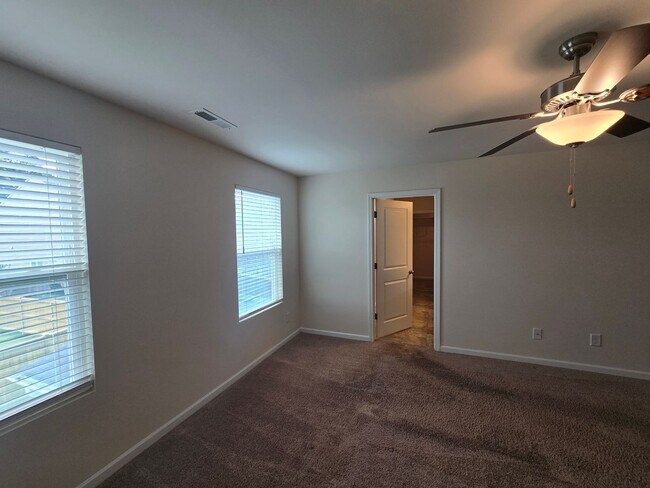 Building Photo - 76 Saddle Oaks Ln