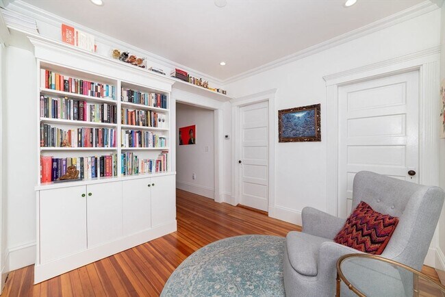 Building Photo - 12 Parkton Rd