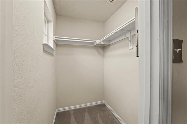Building Photo - 315 Basil St