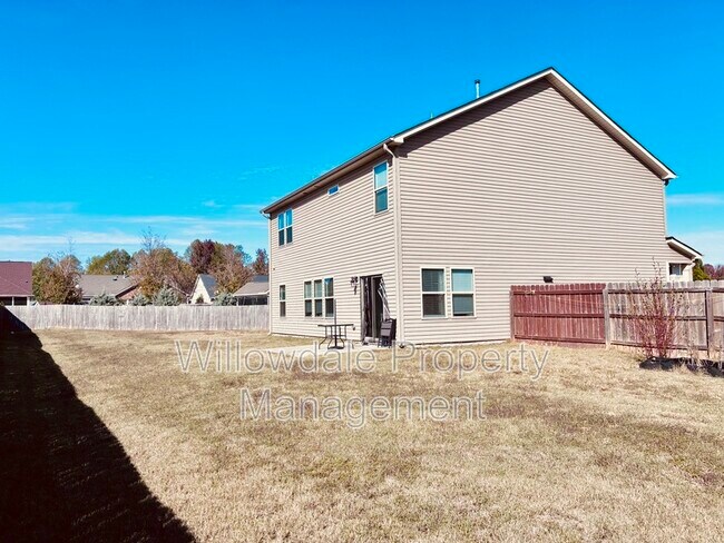 Building Photo - 993 Deaton Dr