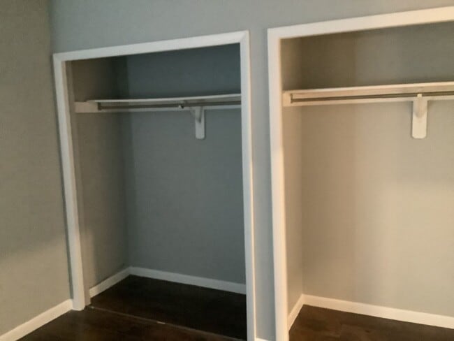 Building Photo - Beautiful 2 bedroom 2.5 bath condo with an...