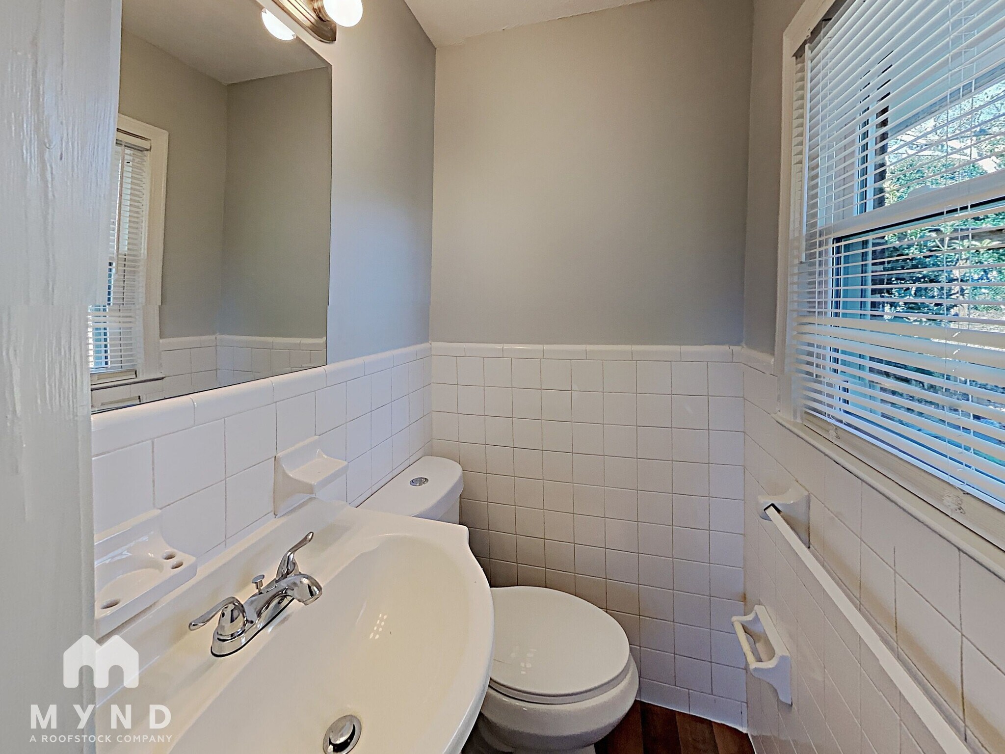 Building Photo - 6852 Cherry Cir