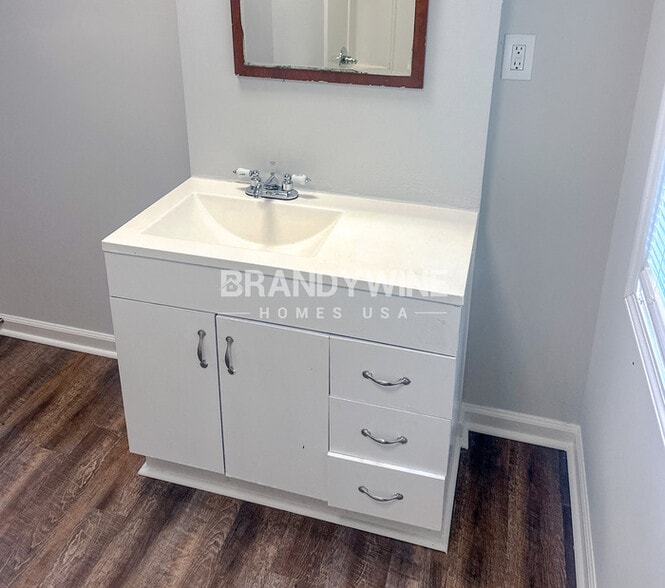 Building Photo - 4527 Hickory Grove Dr NW