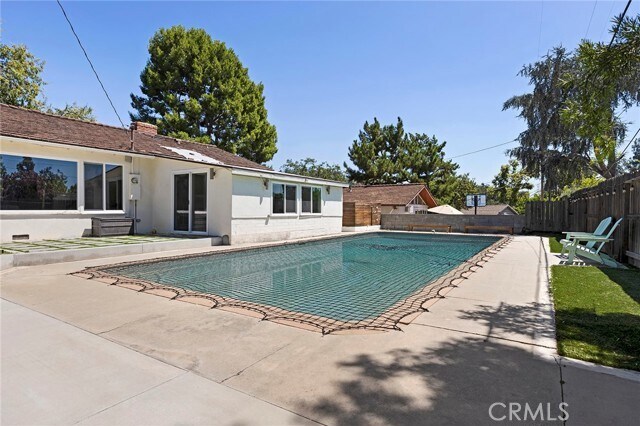 Building Photo - 1637 Elevado Ave