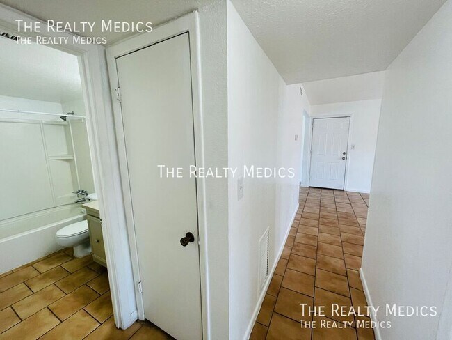 Building Photo - 2761 L B McLeod Rd