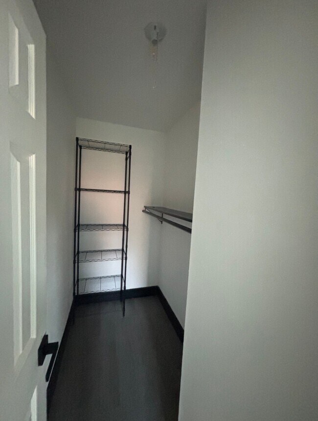 Building Photo - 7213 Moline St