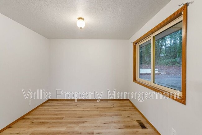 Building Photo - 2197 Doaks Ferry Rd NW