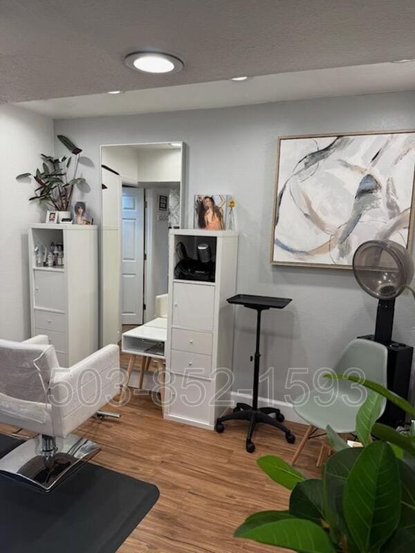 Building Photo - 822 NW 21st Ave