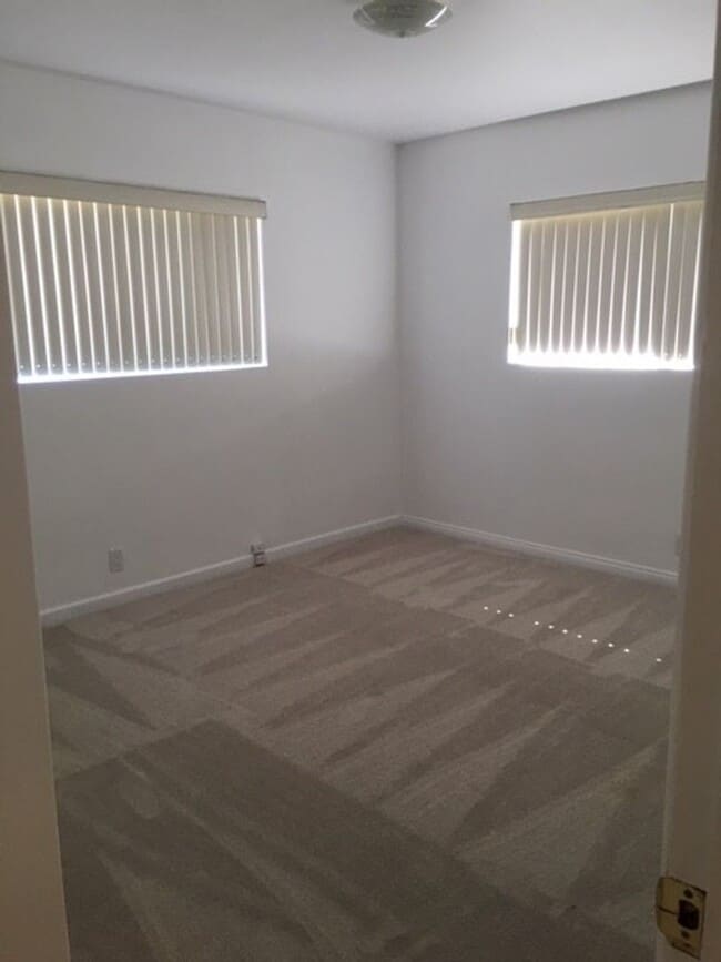 Building Photo - Very nice 3 bedroom, 2 bath Monterey Park ...