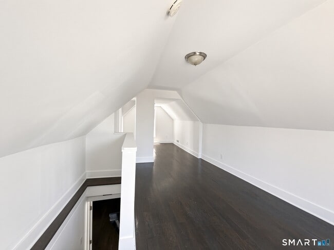 Building Photo - 451 Hollister Ave