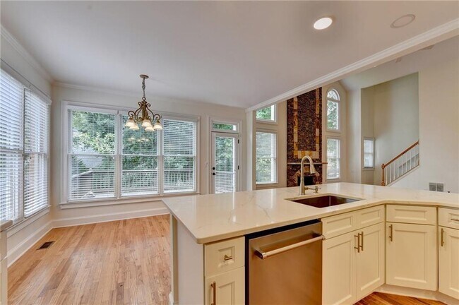 Building Photo - 10645 Honey Brook Cir