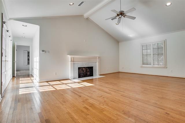 Building Photo - 4209 Greenbrier Dr