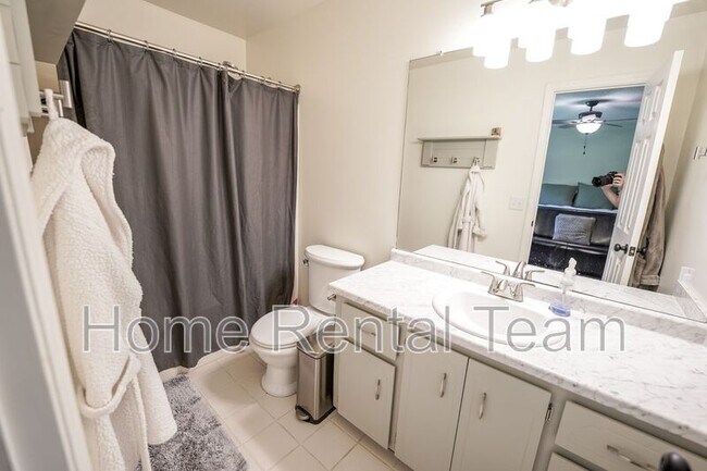 Building Photo - 225 Mt Olivet Church Rd