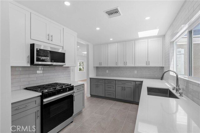 Building Photo - 2618 N 6th St